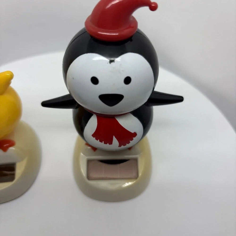 Vintage solar Powered Dancing Swinging‎ Penguin & Chick Bobble Dancer Toys Lot 2